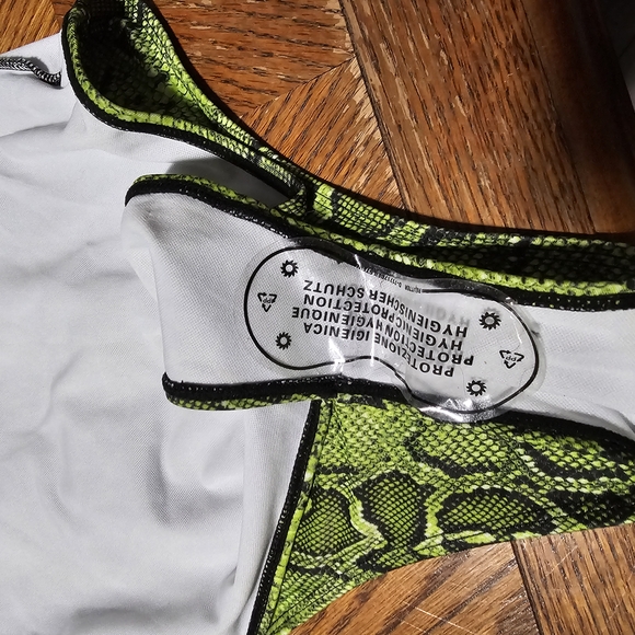 Green Snakeskin One-Piece Swimsuit - Picture 3 of 4